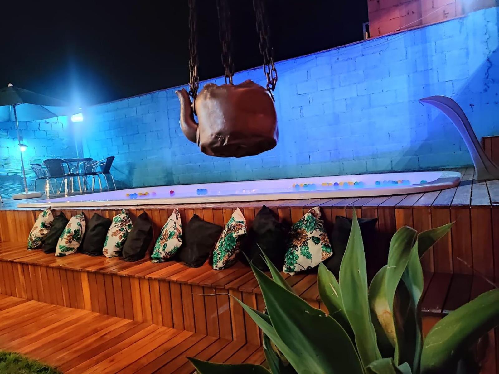 Hostel Trem Di Durmi 벨루오리존치 외부 사진