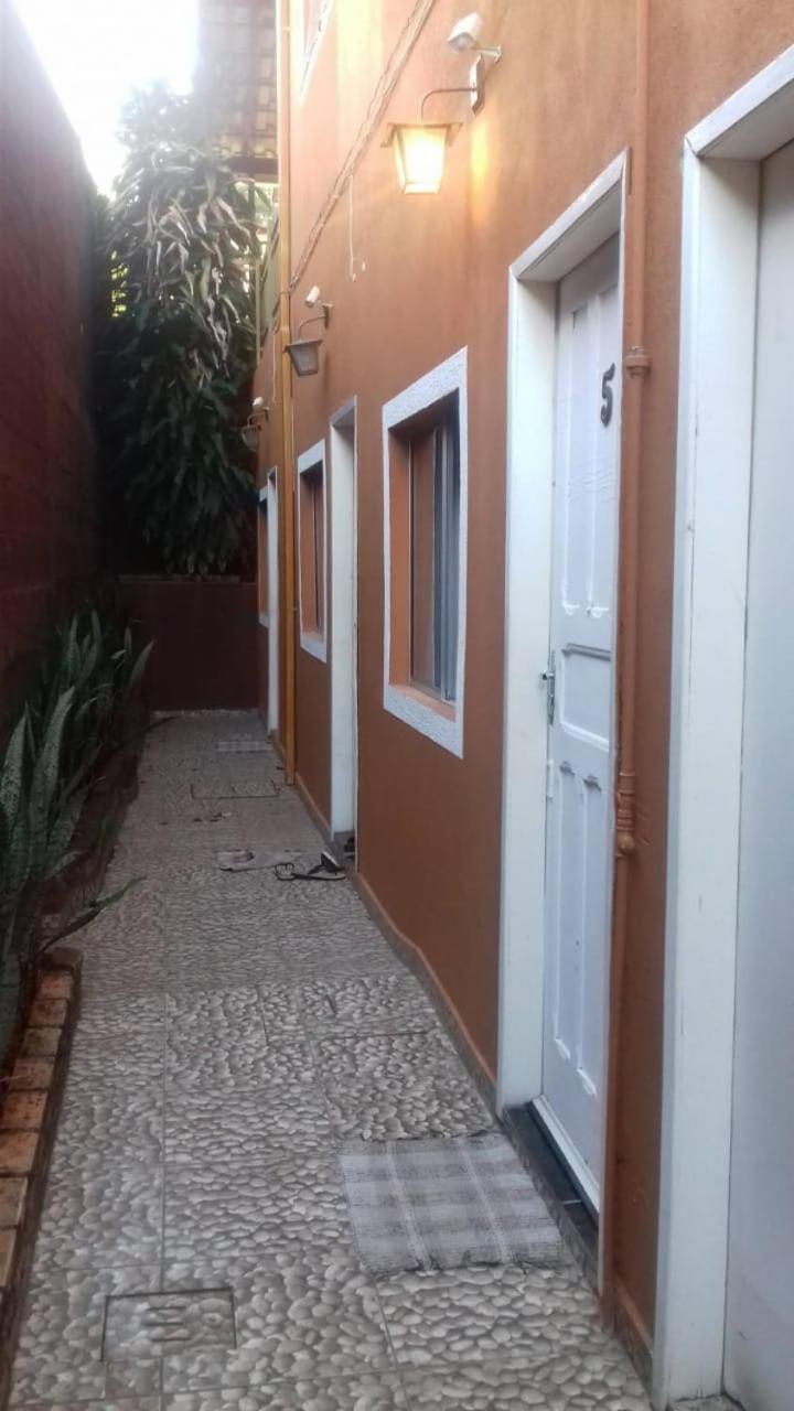 Hostel Trem Di Durmi 벨루오리존치 객실 사진